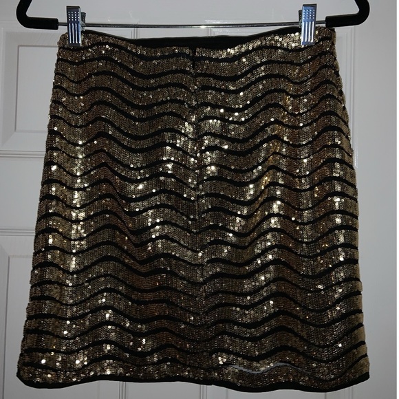 H:ours Gemma Mini Skirt in Gold NWT - Picture 9 of 12